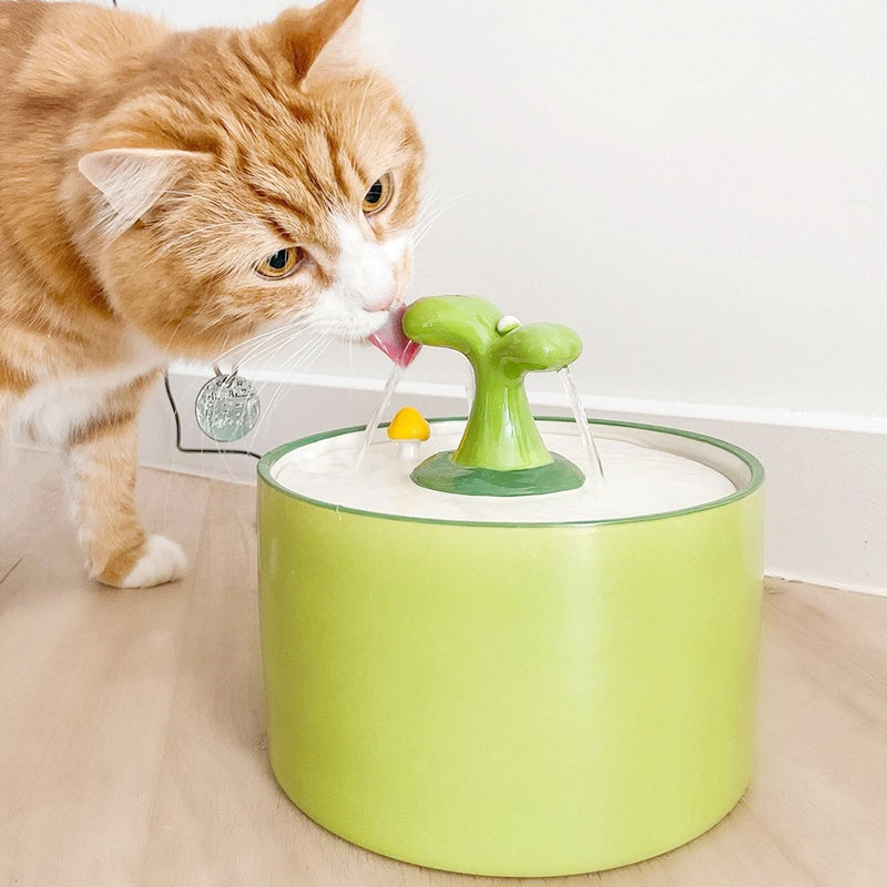 Spring Series Cat Water Fountain